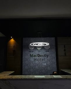 MacDestly Hotel image 2