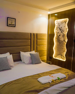 The Cove Apartment image 2