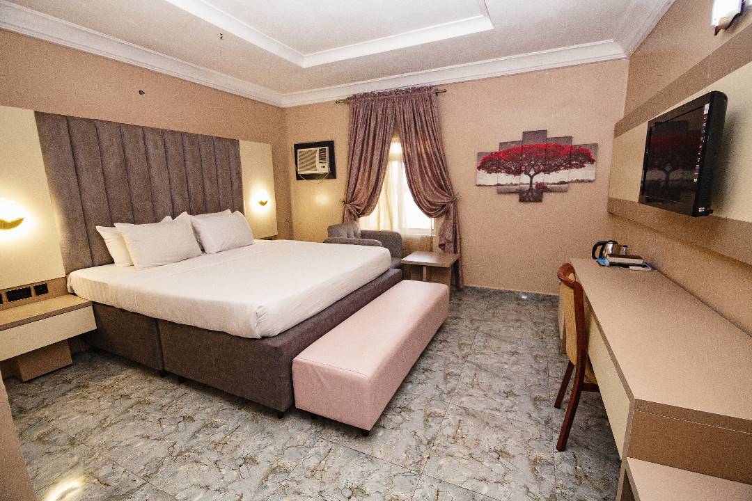 Executive Royal Suite