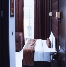 Single Deluxe Room