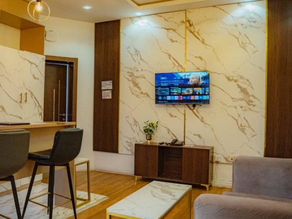 Family Suite (Single)