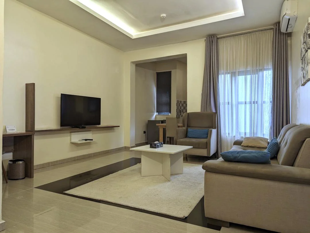 Deluxe One Bedroom Apartment