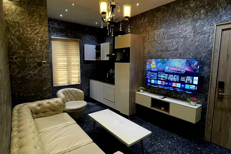 One Bedroom Apartment