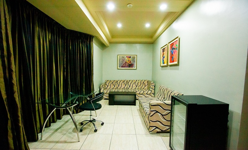 Royal Executive Suite