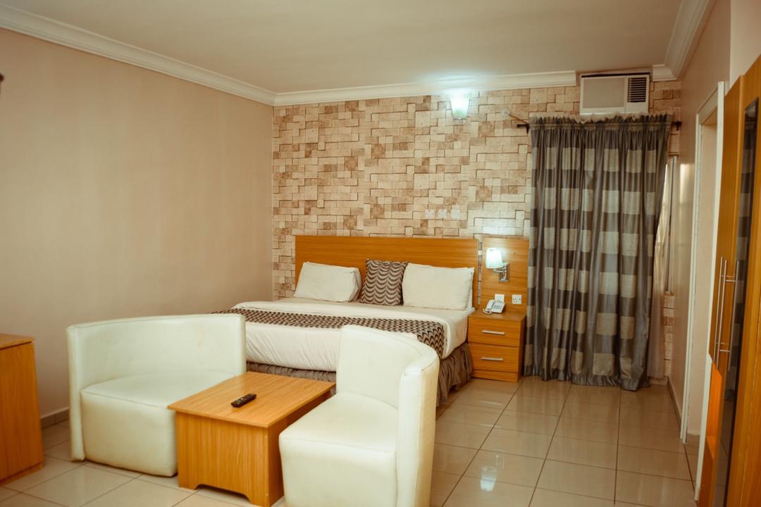 Standard King Room