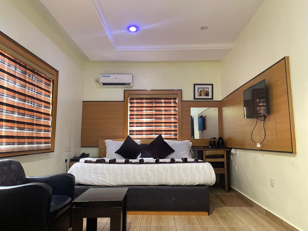 Mini Suite