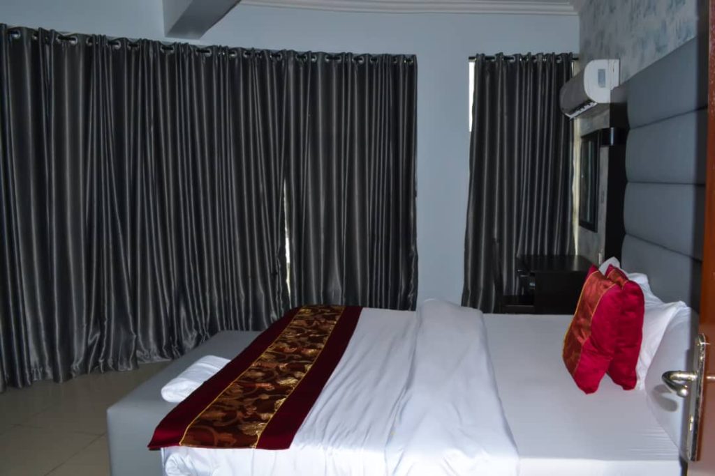 Deluxe Executive Suite