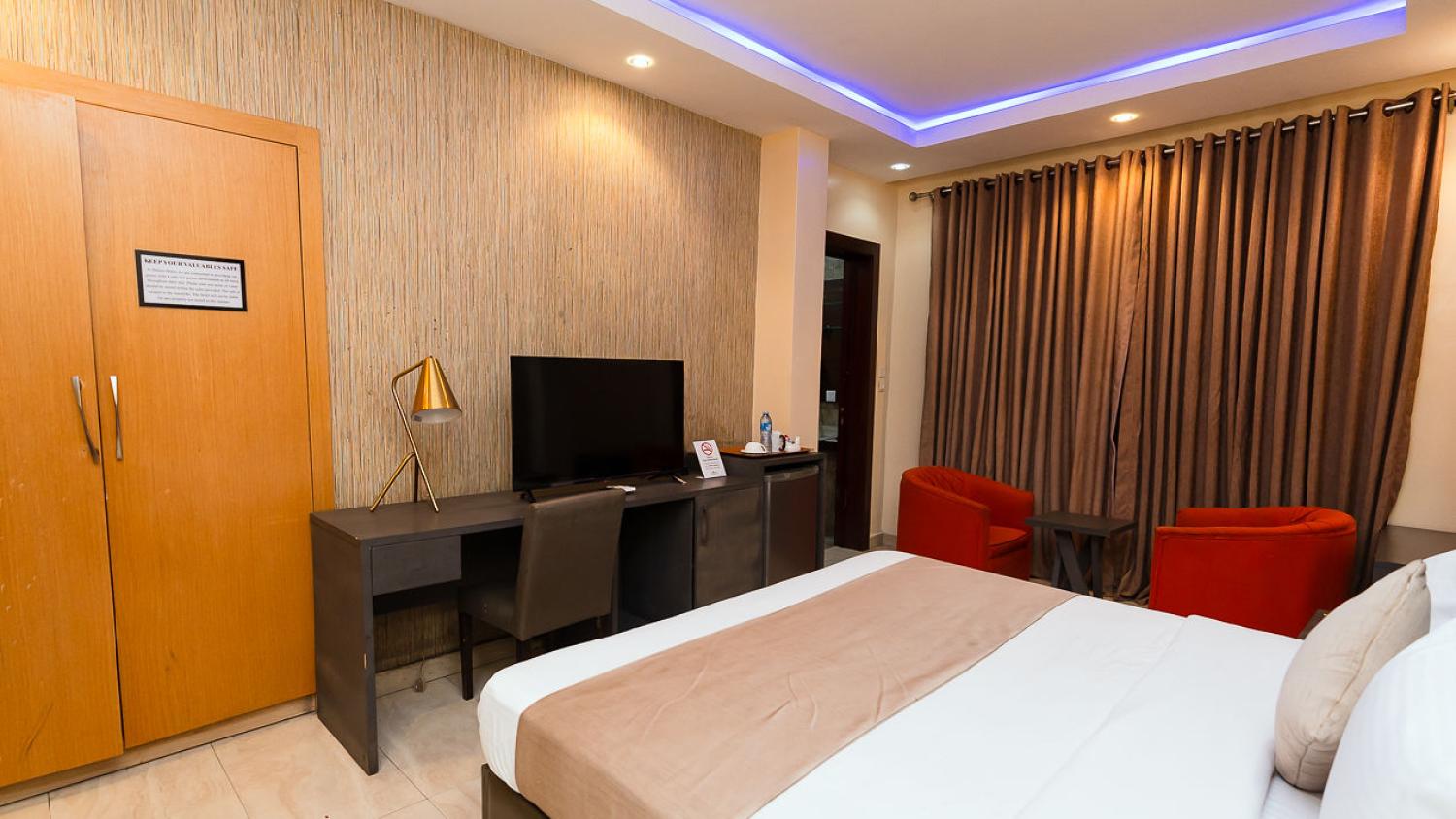 King Room
