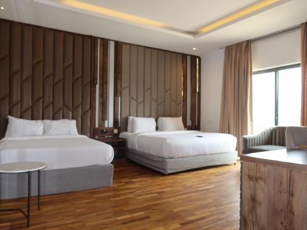 Executive Double Bed 2