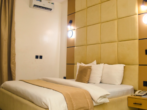 Diamond Room