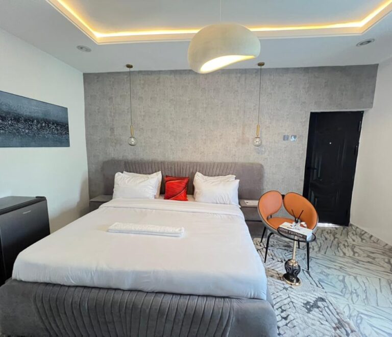 Peace Pod Room (Studio Apartment)