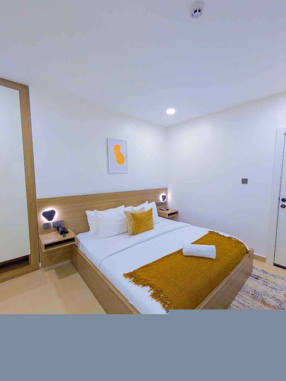 Room 201 (1 Bedroom)