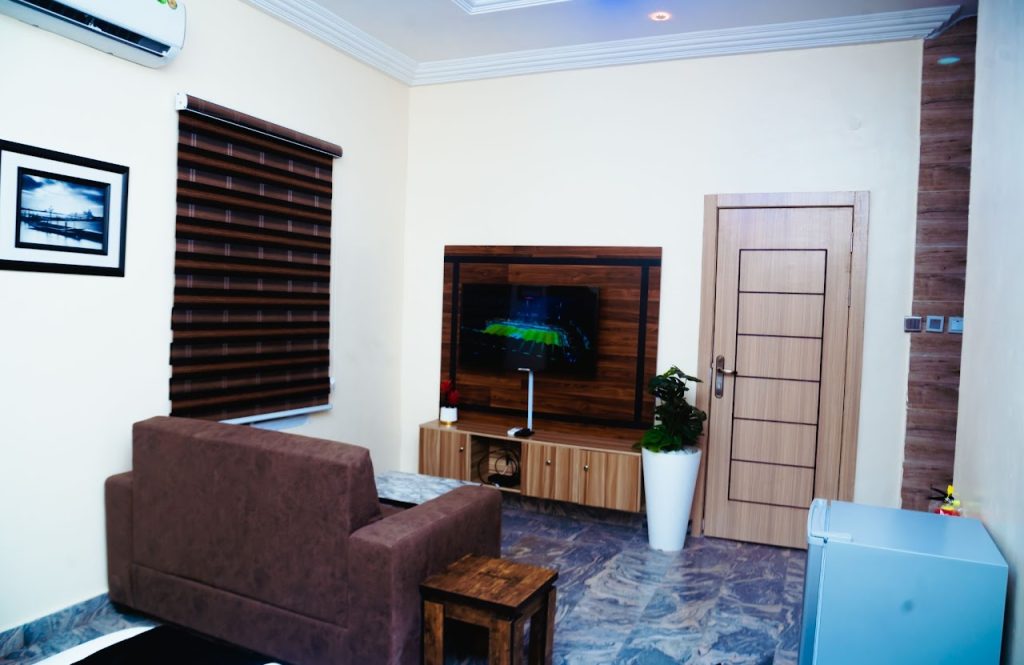 Greenwich  Apartment