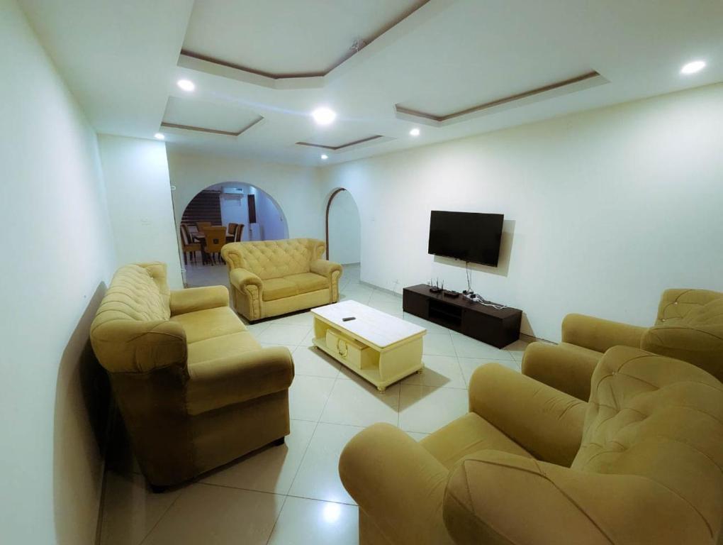 3 Bedroom Executive Apartment