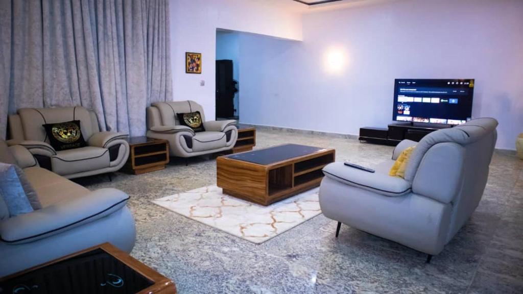 Family Suite (3 Bedroom)