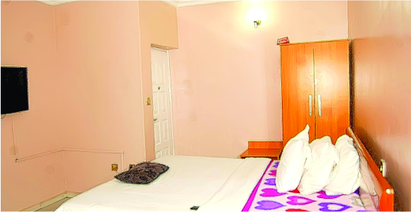 Studio Room