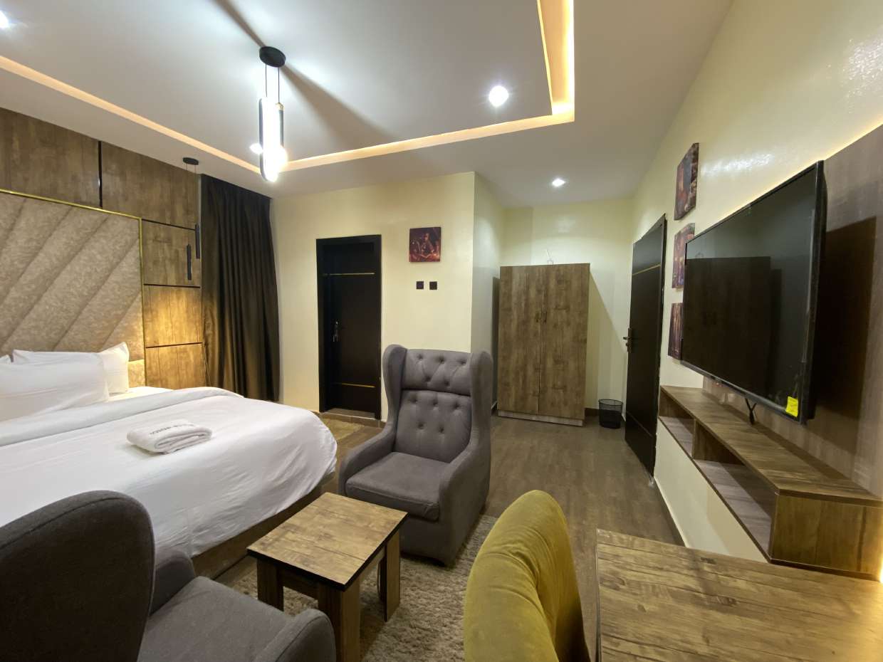 Executive Room