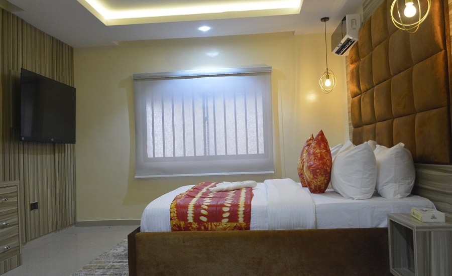 Queen Size Suite
