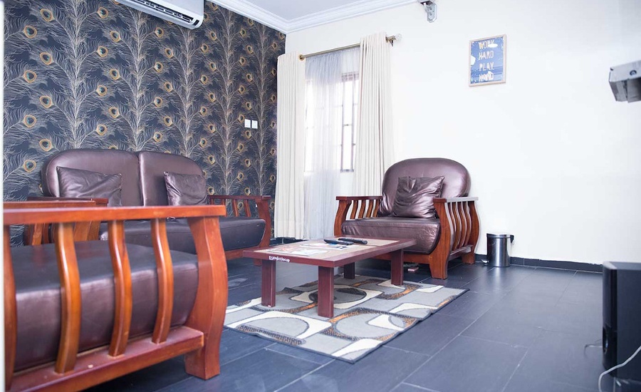 Diplomatic Suite