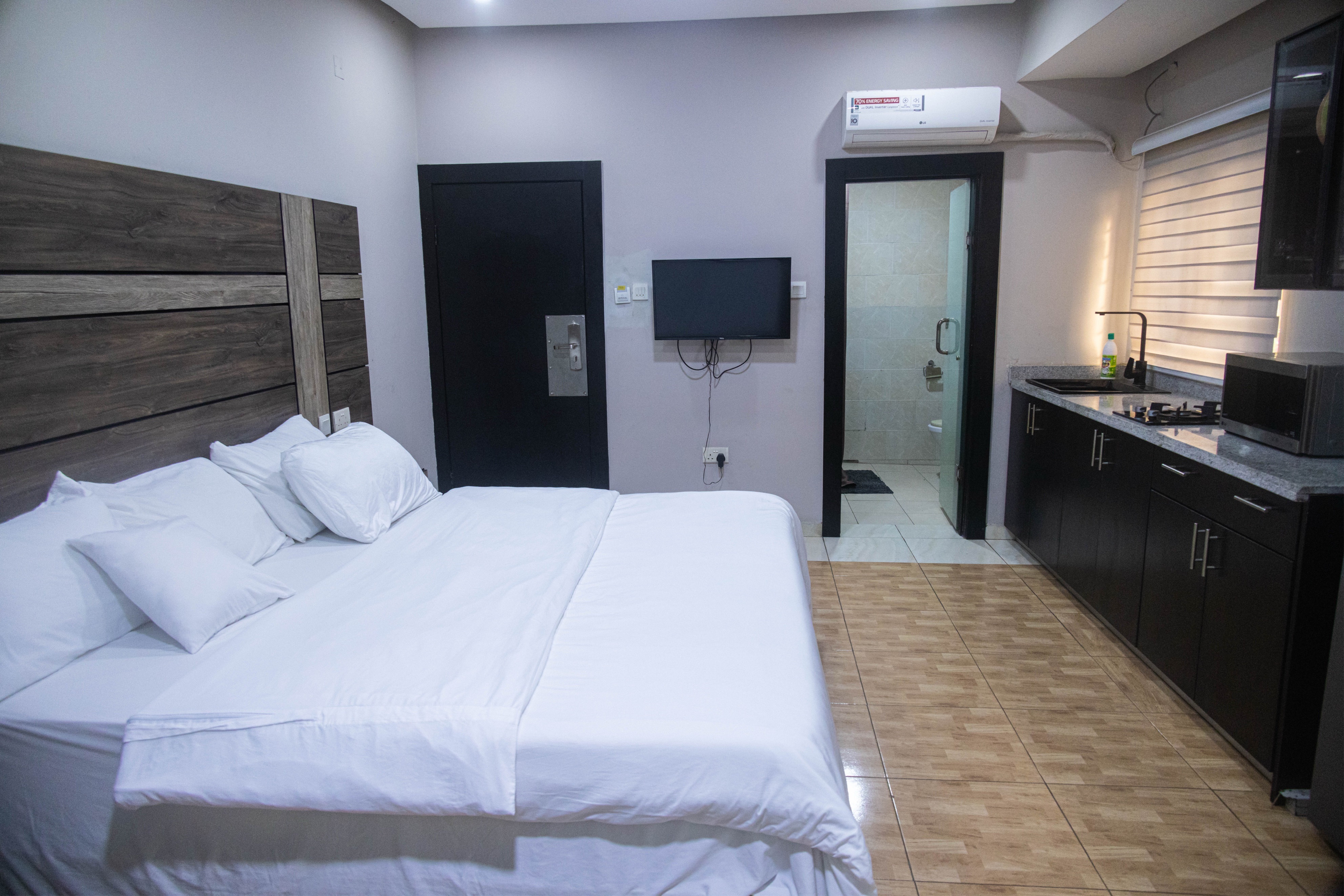 Studio Apartment