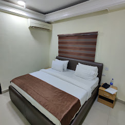 Studio Room