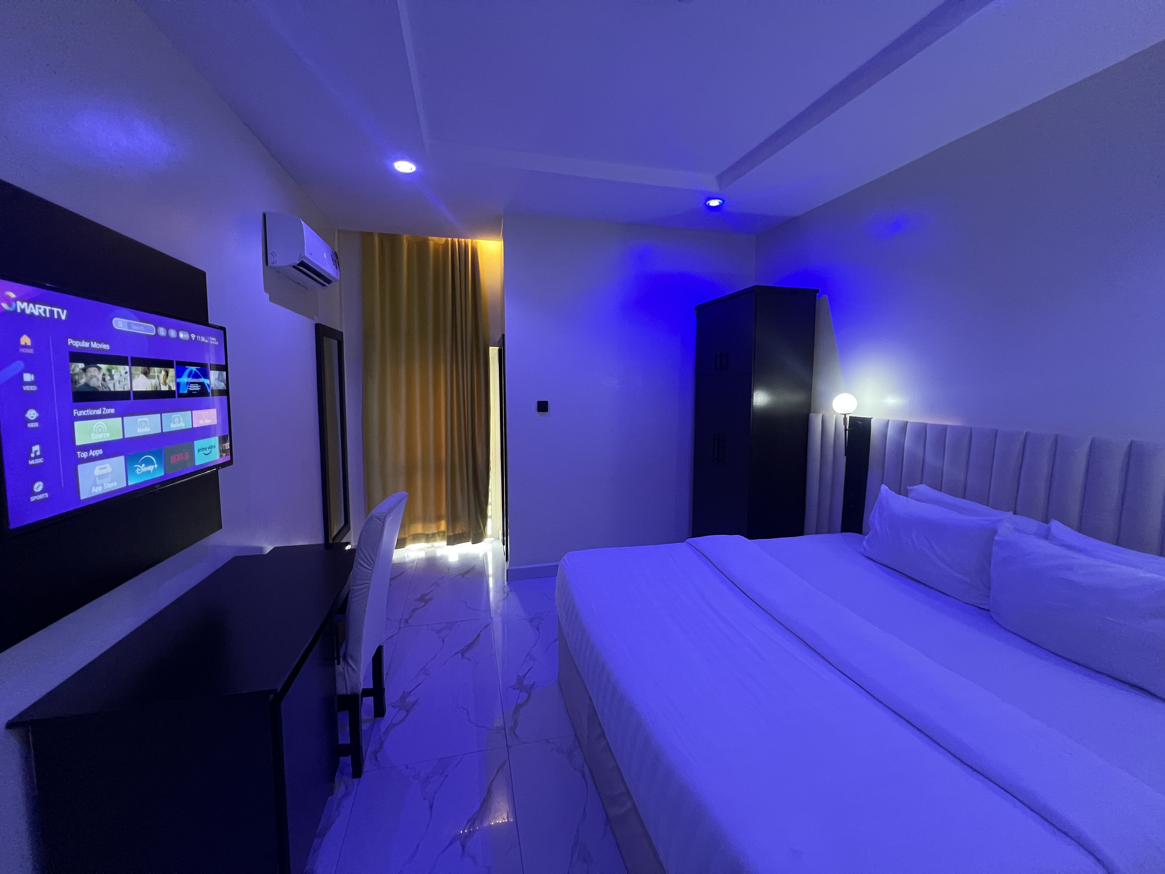 Platinum Room