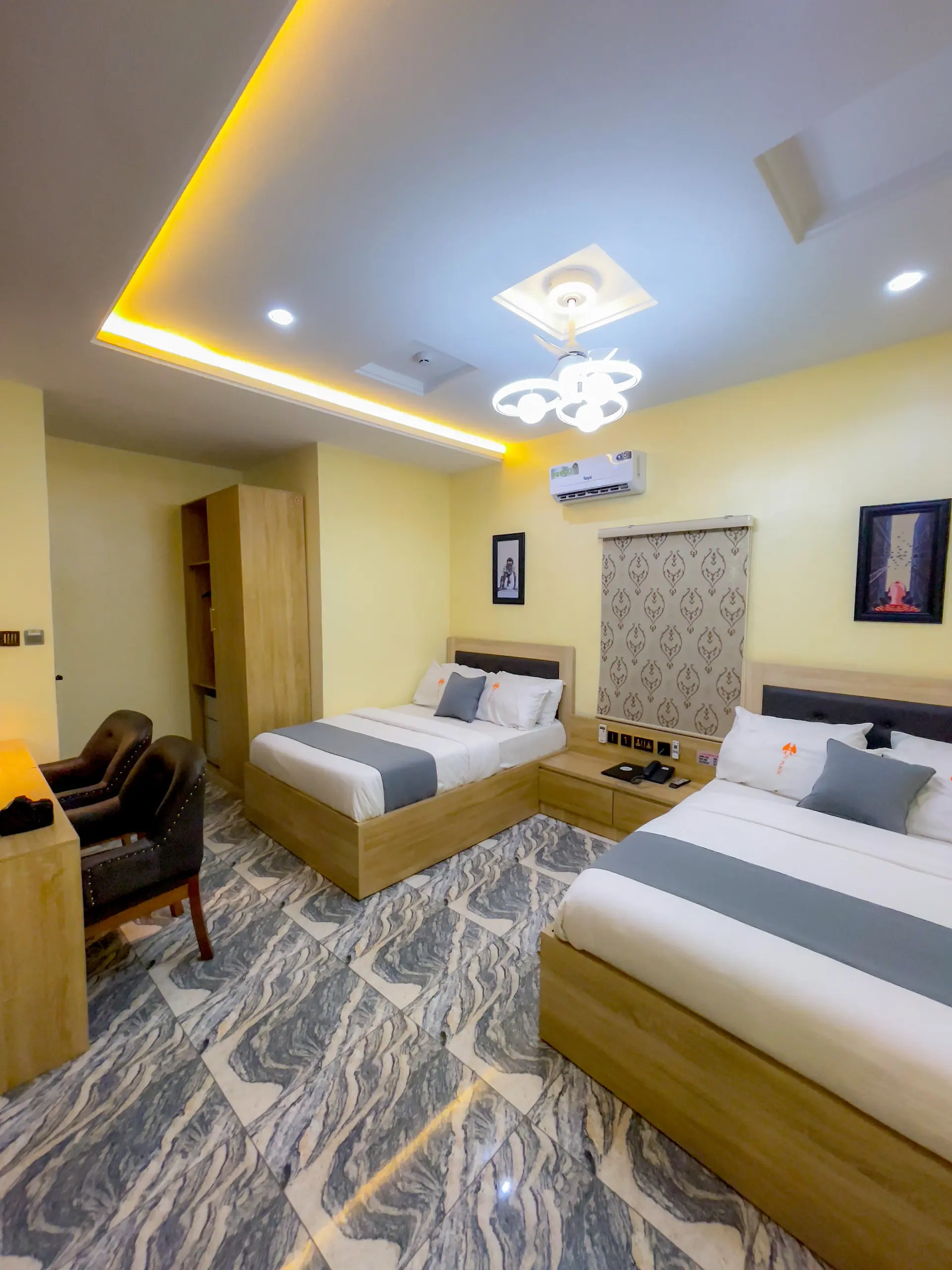 Executive Twin Bedroom