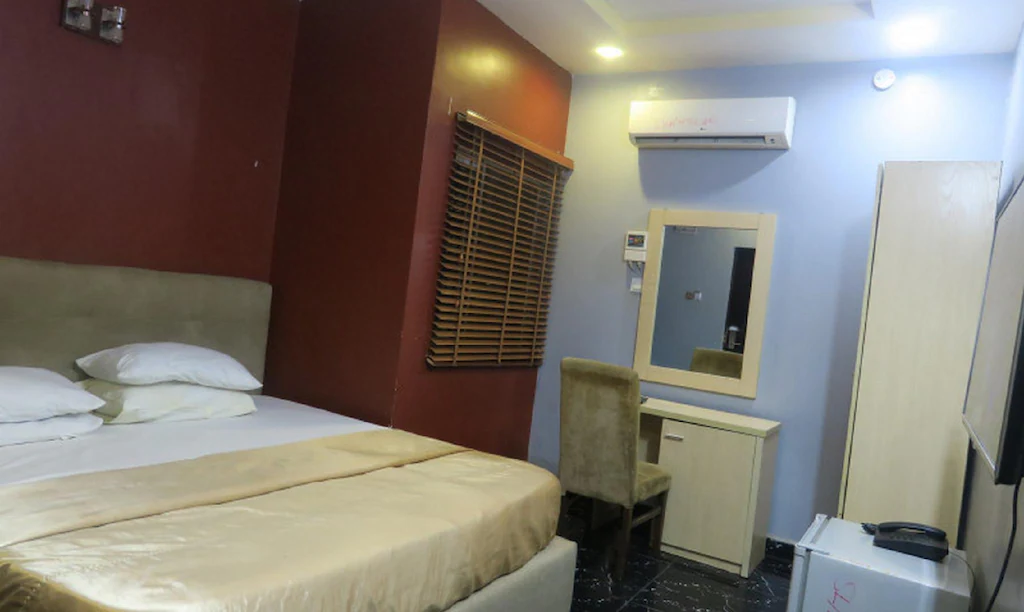 Executive Room