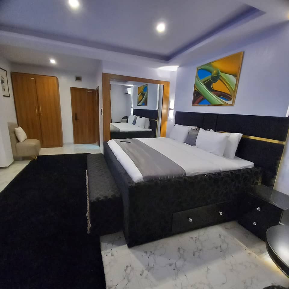 Queen Executive suite