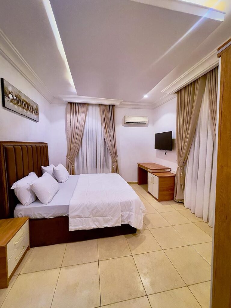 Executive Room